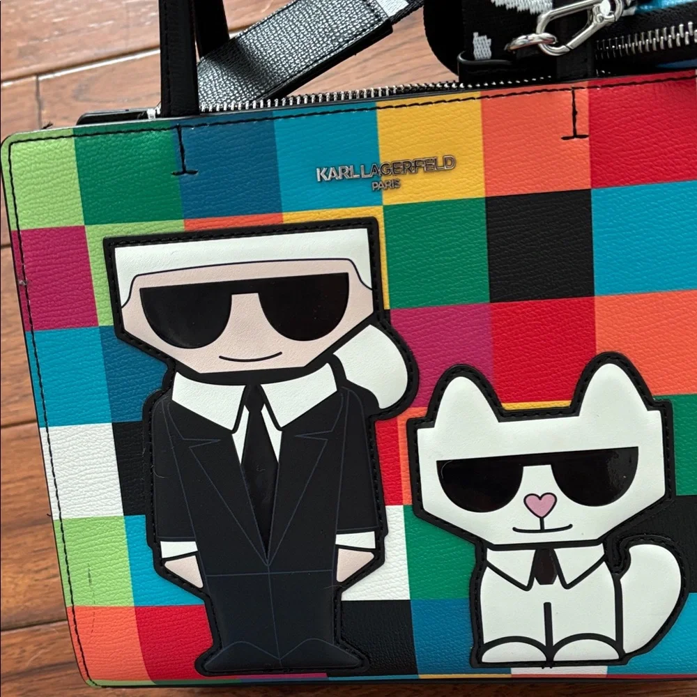 Karl Lagerfeld vibrant messenger